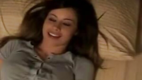 عشيقة قرنية ساشا غراي إكسبوز في افلام سكس رومانسي مترجم مزاج تأديبي